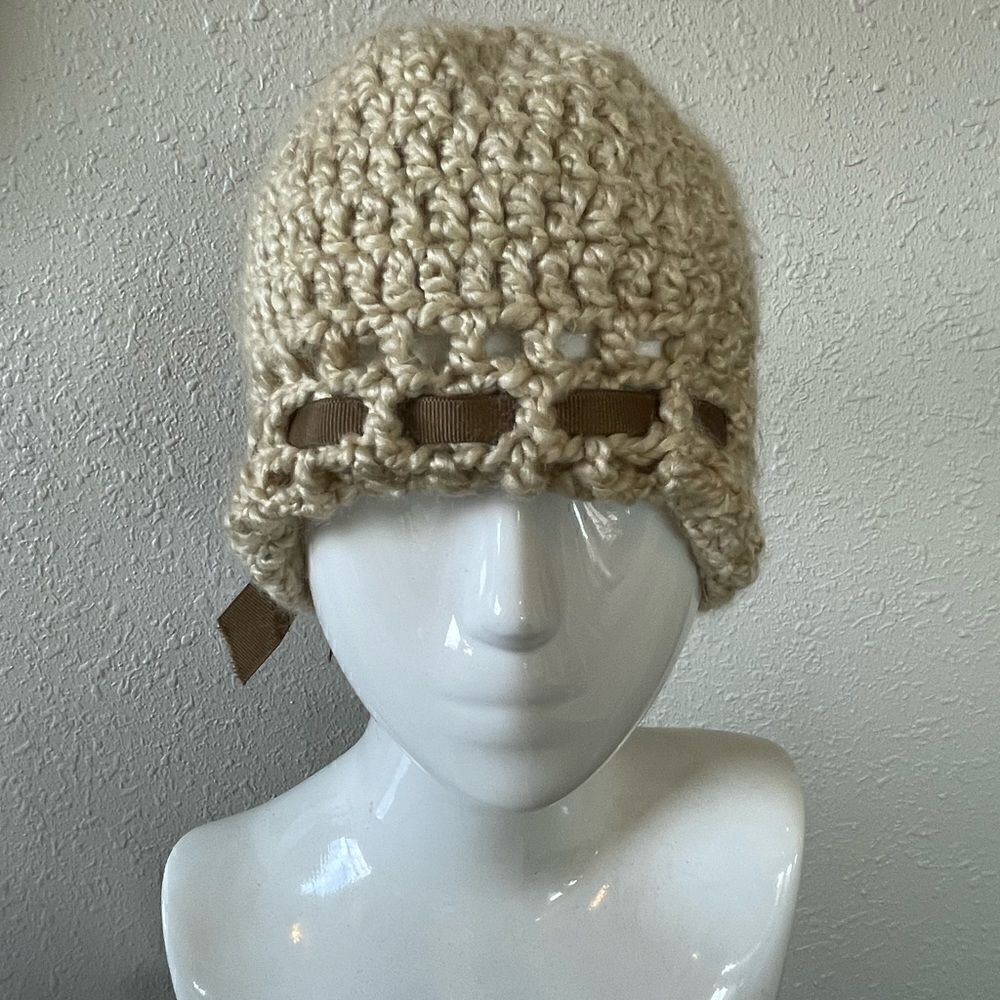 Loose Knit Sticking Cap EUC